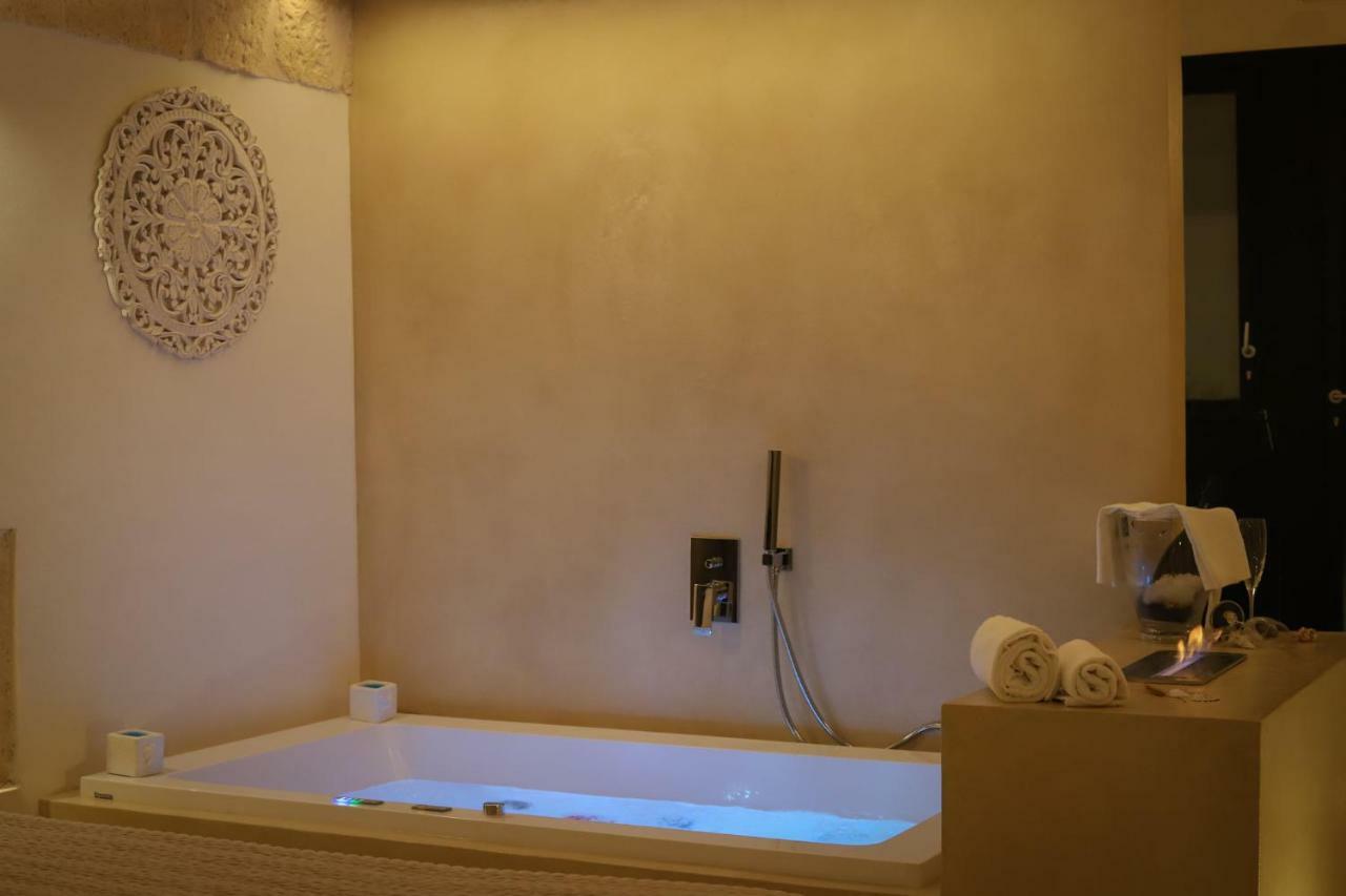 Suite 52 Monopoli Bagian luar foto
